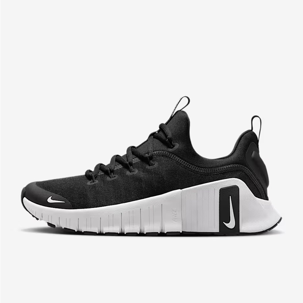 Nike Free Metcon 6 Women’s Sneakers | Size 6